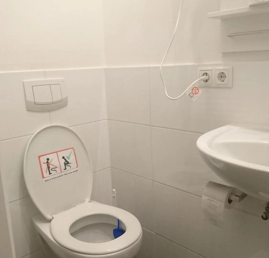 Abai Apartments 1150 Only Www-On-Line-Check-In & Selfservice Vienna Ostello