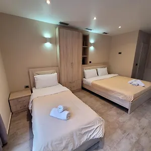  Couette-café 21-rooms Albanie