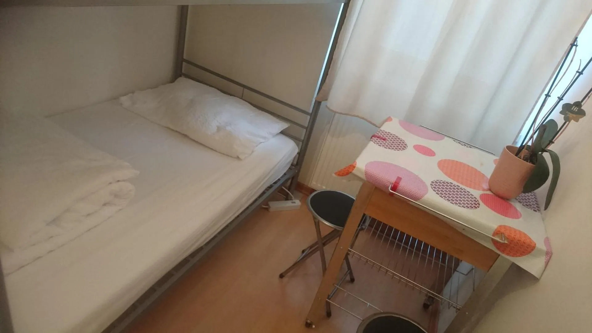 Hostel Abai Apartments 1150 Only Www-On-Line-Check-In & Selfservice Wenen